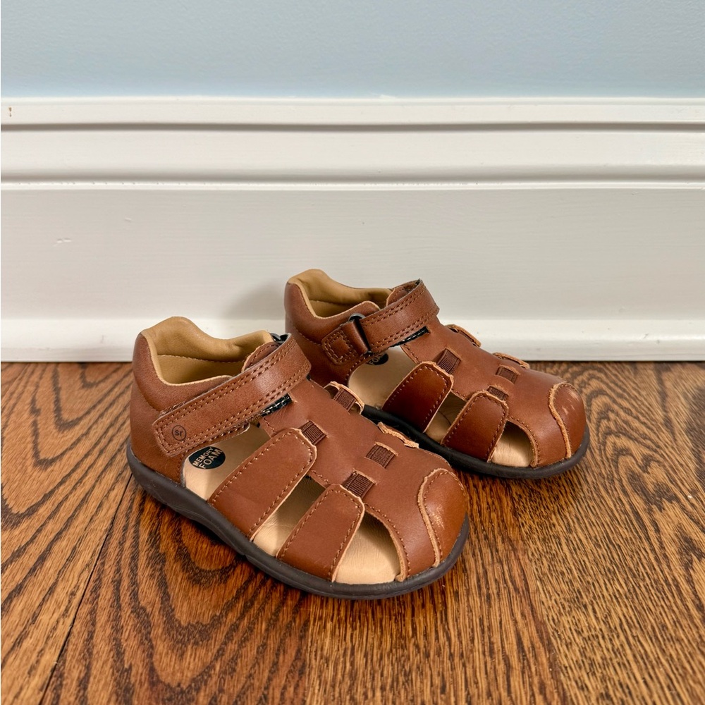 Brown Toddler Stride Rite Sandals. Size 6